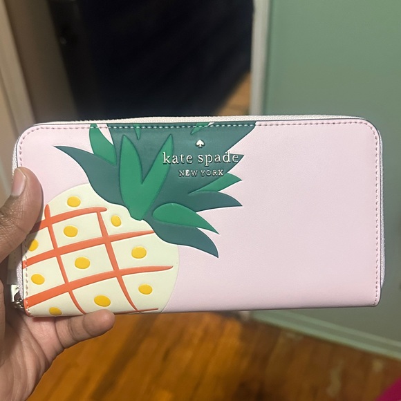 Kate Spade Pink Pineapple Wallet - Picture 1 of 8